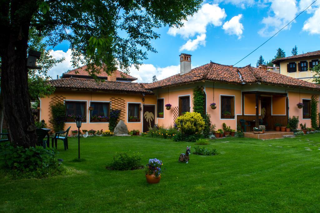 Bobi Guest House Koprivsjtitsa Exteriör bild
